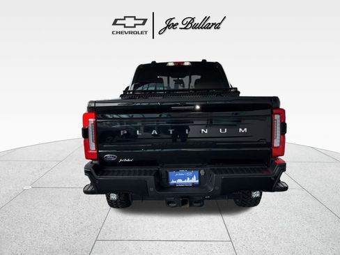Used 2023 Ford F250 Platinum image 8