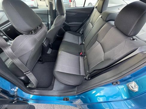 Used 2018 Subaru Impreza 2.0i Premium image 16