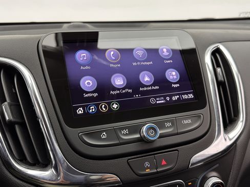 Used 2024 Chevrolet Equinox LT image 16