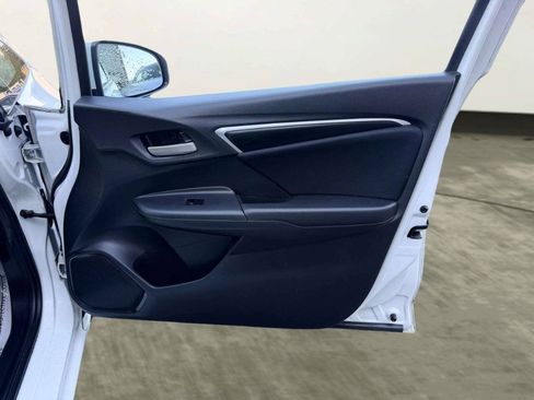 Used 2016 Honda Fit LX image 25