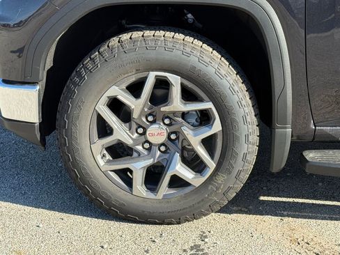 New 2026 GMC Sierra 1500 SLT w/ SLT Premium Plus Package image 14