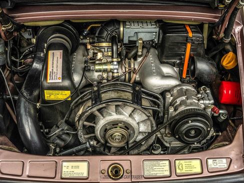 Used 1988 Porsche 911 Carrera RWD image 21
