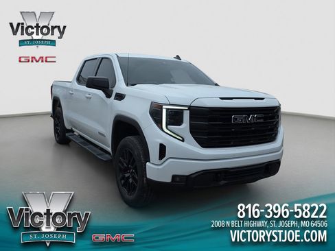 Used 2022 GMC Sierra 1500 Elevation w/ LPO, Elevation Black Package image 1