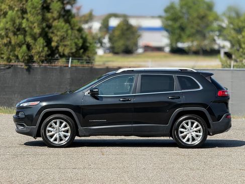 Used 2015 Jeep Cherokee Limited AWD/4WD image 8