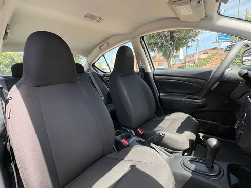 Used 2015 Nissan Versa S Plus FWD image 18