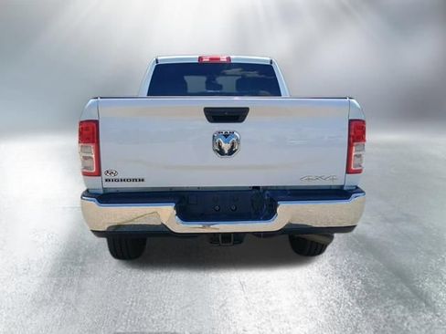 Used 2024 RAM 2500 Big Horn AWD/4WD image 4