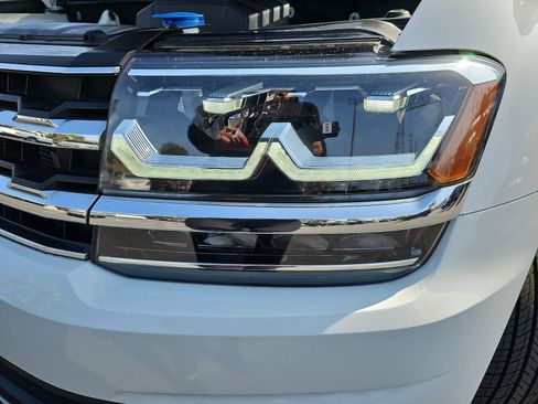 Used 2019 Volkswagen Atlas SE image 32