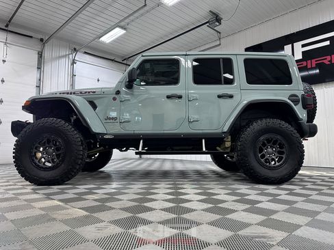 Used 2023 Jeep Wrangler Unlimited Rubicon w/ Xtreme 35 Tire Package image 11