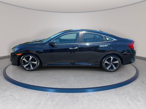 Used 2016 Honda Civic Touring image 8