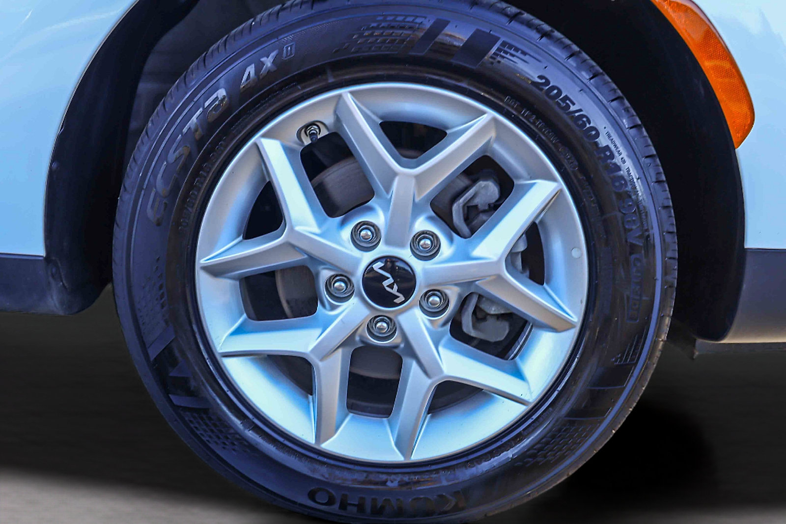 Certified 2025 Kia Soul LX w/ LX Technology Package FWD image 29