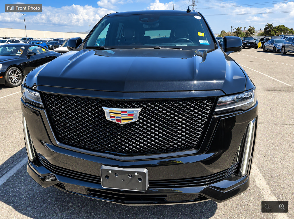 Used 2021 Cadillac Escalade Sport w/ Heavy-Duty Trailer Package AWD/4WD image 4