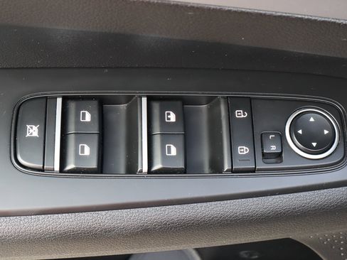 Used 2023 Kia Forte LXS image 14