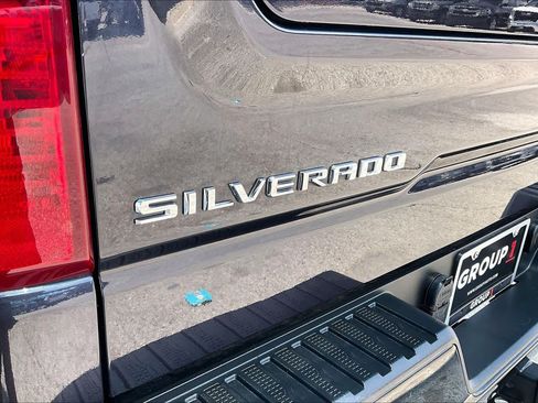 Used 2022 Chevrolet Silverado 1500 Custom Trail Boss AWD/4WD image 31