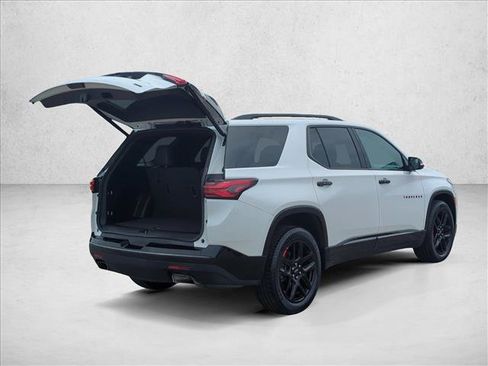 Used 2023 Chevrolet Traverse Premier w/ Redline Edition AWD/4WD image 5