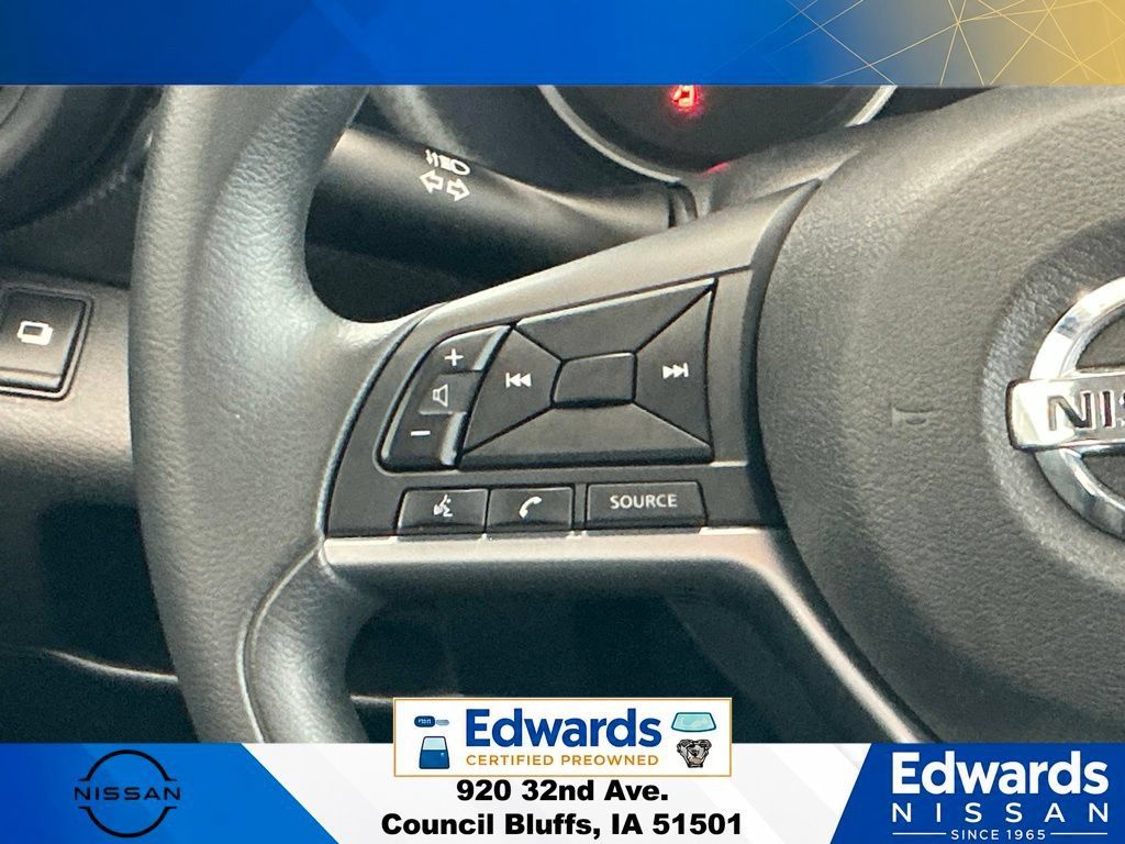 Used 2018 Nissan Kicks S FWD image 16