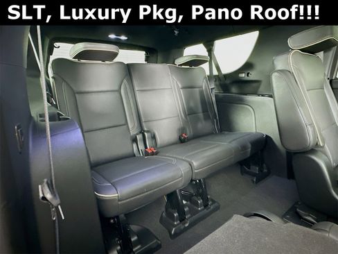 Used 2023 GMC Yukon XL SLT image 30