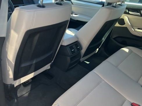 Used 2011 BMW X3 xDrive28i image 17