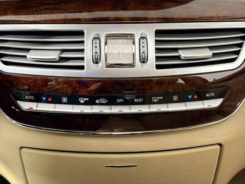 Used 2013 Mercedes-Benz S 550 image 16