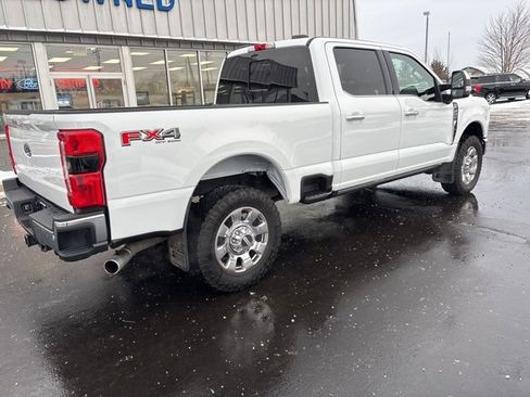 Used 2023 Ford F250 Lariat w/ Lariat Ultimate Package image 3