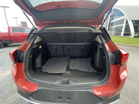 Used 2024 Buick Encore GX Preferred AWD/4WD image 26