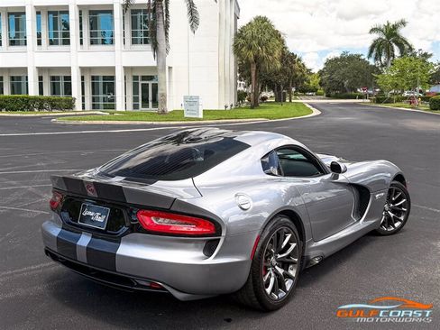 Used 2017 Dodge Viper GTS RWD image 59
