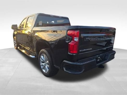 Used 2022 Chevrolet Silverado 1500 Custom w/ Safety Confidence Package image 6