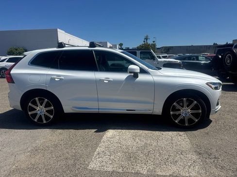 Used 2020 Volvo XC60 T6 Inscription w/ Protection Package Premier AWD/4WD image 4