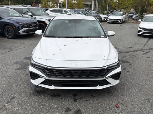 New 2026 Hyundai Elantra Blue image 2