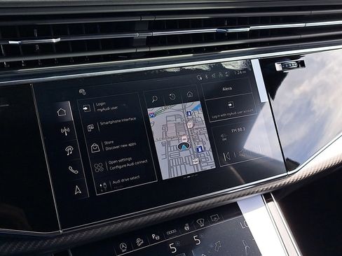 New 2026 Audi RS Q8 performance image 11