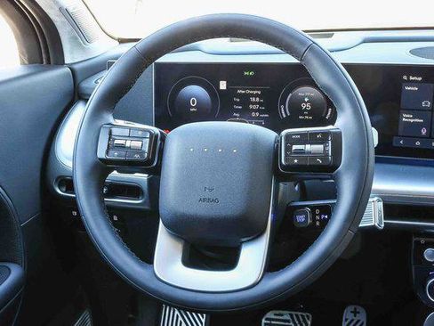 New 2026 Hyundai Ioniq 9 Calligraphy image 16