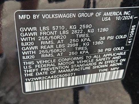 Used 2025 Volkswagen Atlas SE FWD image 25