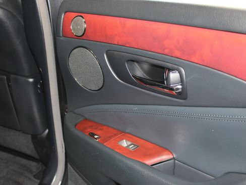 Used 2007 Lexus LS 460 RWD image 36