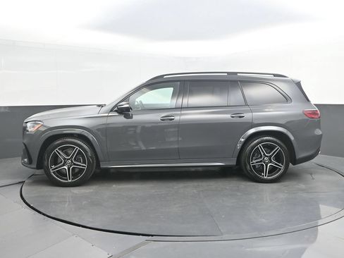 Used 2026 Mercedes-Benz GLS 450 4MATIC image 2
