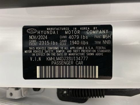 New 2025 Hyundai Elantra SEL image 35