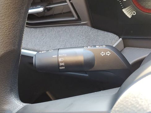 New 2026 Nissan Kicks SV image 14