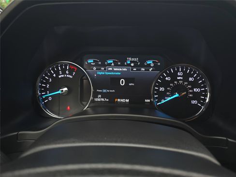 Used 2019 Ford Expedition Max Limited w/ Equipment Group 303A RWD image 12