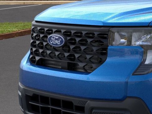 New 2026 Ford Maverick XL image 18