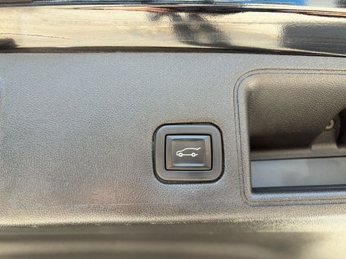 Used 2020 GMC Terrain SLT w/ Preferred Package AWD/4WD image 21
