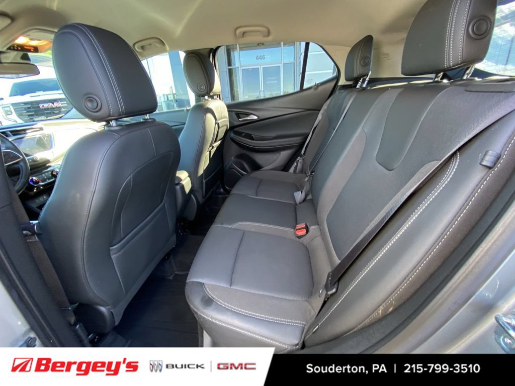 Used 2023 Buick Encore GX Preferred w/ Cold Weather Comfort Package AWD/4WD image 27