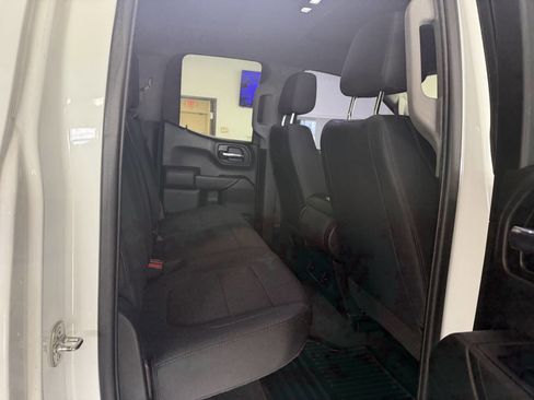 Used 2019 Chevrolet Silverado 1500 Custom Trail Boss w/ Custom Convenience Package AWD/4WD image 20
