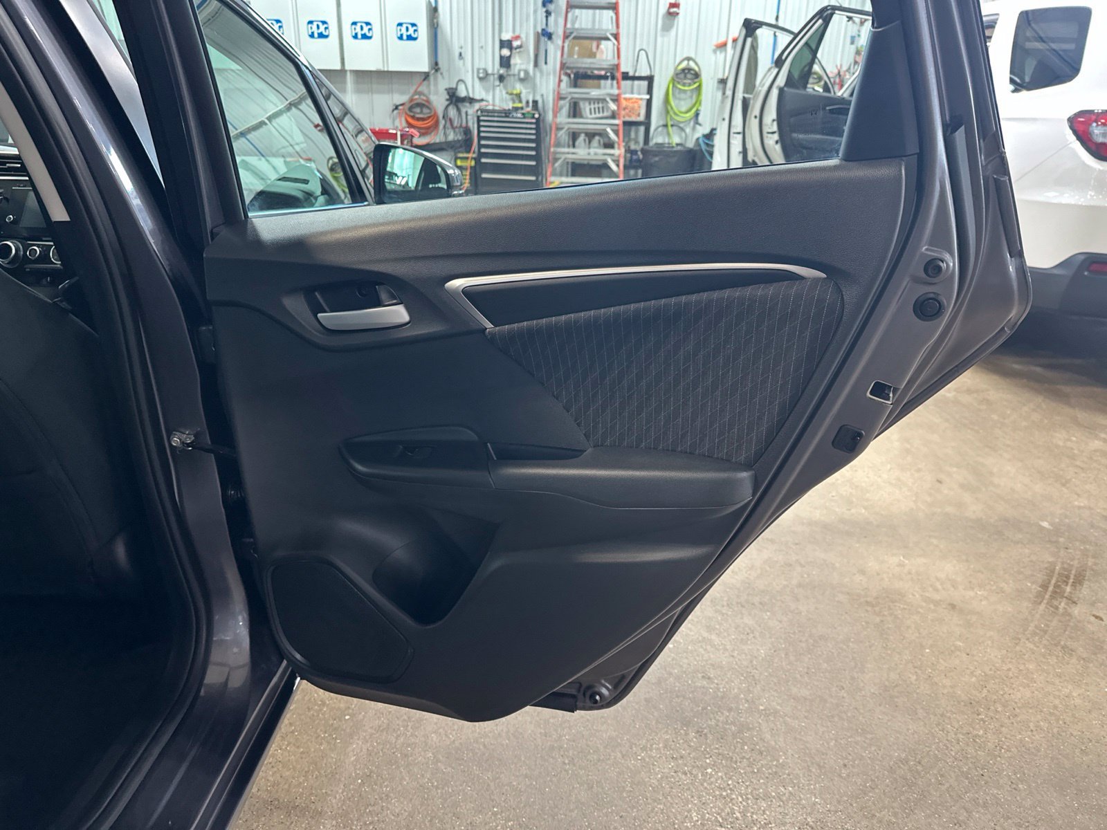 Used 2020 Honda Fit EX image 29