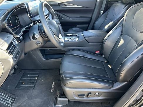 Certified 2025 INFINITI QX60 Luxe w/ Vision Package AWD/4WD image 20
