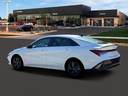 New 2026 Hyundai Elantra SEL Sport Premium image 24