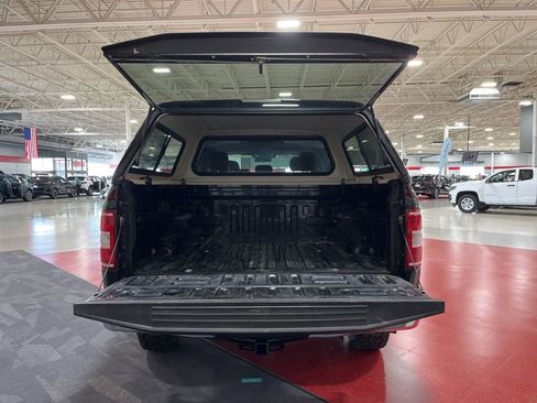 Used 2018 Ford F150 XLT AWD/4WD image 5