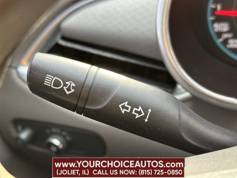 Used 2018 Chevrolet Malibu LT image 33