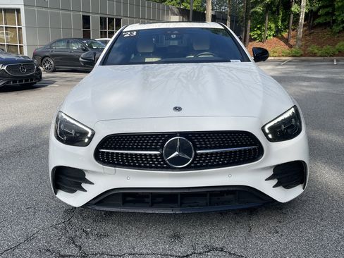 Used 2023 Mercedes-Benz E 350 Sedan image 3