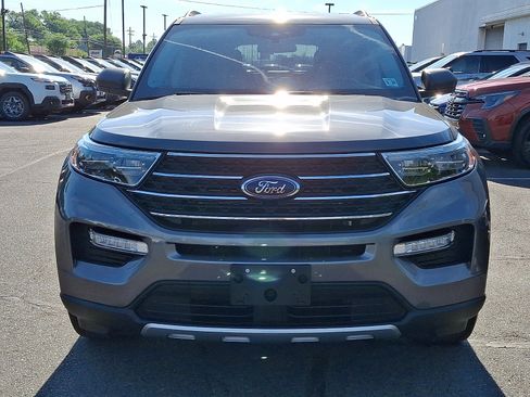 Certified 2023 Ford Explorer XLT w/ Equipment Group 202A AWD/4WD image 2