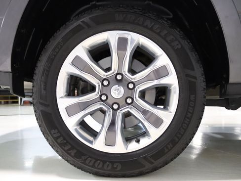 Used 2024 RAM 1500 Limited w/ Body Color Bumper Group AWD/4WD image 84