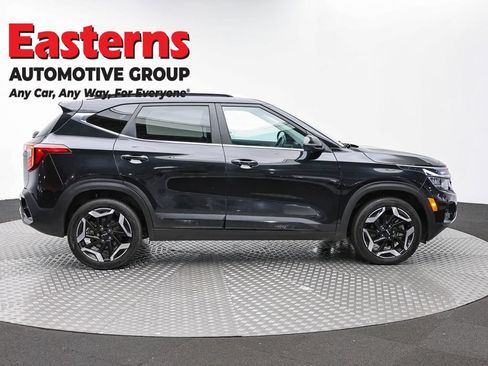 Used 2024 Kia Seltos SX AWD/4WD image 4