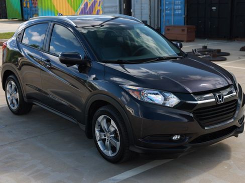 Used 2017 Honda HR-V EX-L image 13